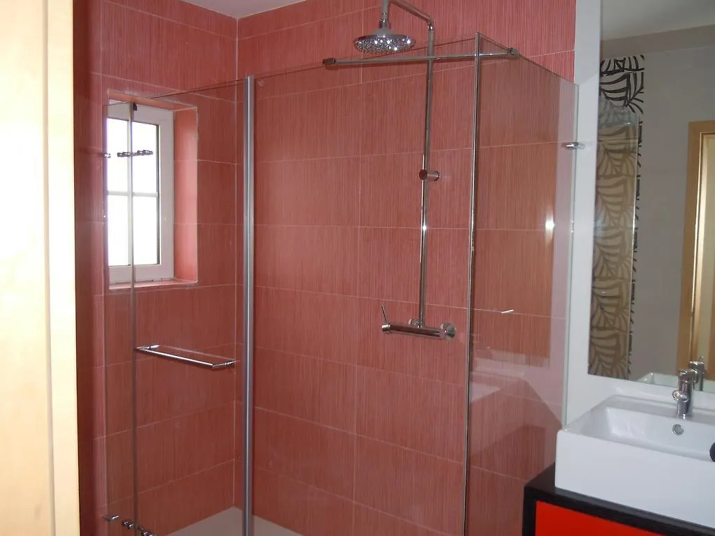 Baia Village, Gale, Portugal Albufeira Apartment